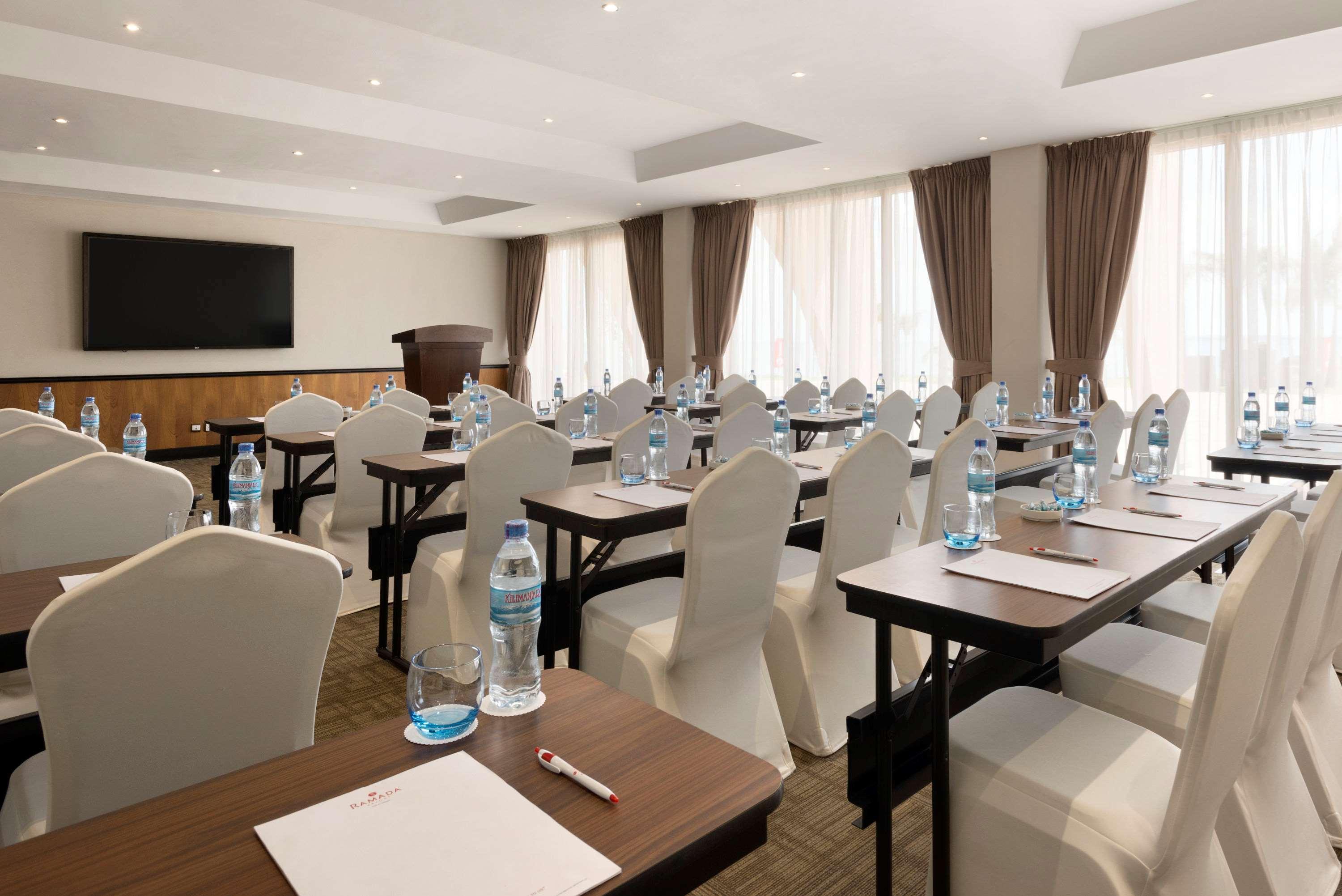 Ramada Resort By Wyndham Dar-es-Salaam Eksteriør bilde